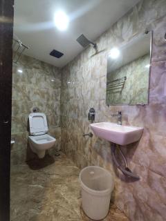 Glitz Hotels The Rio - Nr Solitaire Corporate Business Park - 4