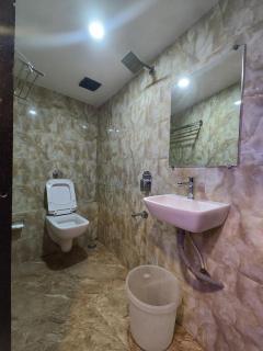 Glitz Hotels The Rio - Nr Solitaire Corporate Business Park - 5