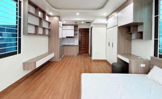 Tay Ho Home & Arpartment - 1