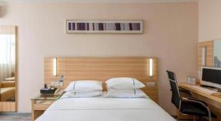 City Comfort Inn Zhanjiang Shimao Building Chikan Old Street - 8