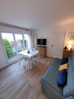 200m de la mer Piscine WIFI T3 38 m2 6 pers 2 chambres Ascenseur - 3