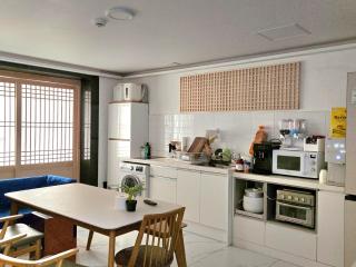 Gyeongbokgung Seochon Dalbit - 5