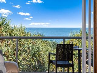 Absolute Beachfront Unit - 2