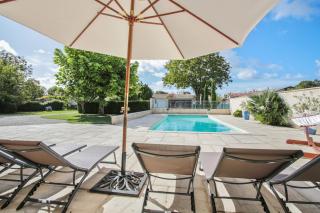 Magnifique Villa Charentaise avec Piscine & Beau Jardin - Moderne & Confort - Wifi gratuit - 9