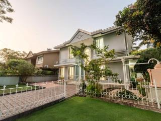 Villa Trizi By DanCenter | 4BHK | Pvt Pool | Gazebo | Lonavala - 5