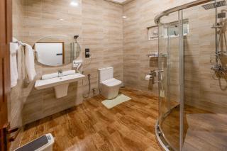 White Land City Hotel - 7