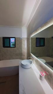 Appartement 2 pièces haut standing et cuisine équipée - 5