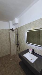 Appartement 2 pièces haut standing et cuisine équipée - 3