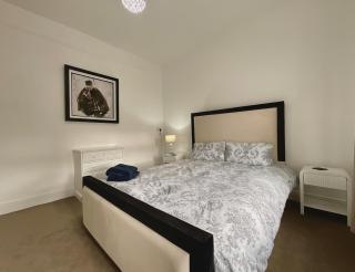 3 Bedroom Apartment in Omagh - 2