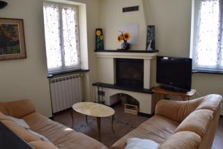 Il Girasole - Casa in pietra nel borgo di Ottano - 9