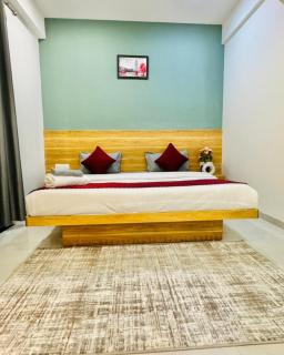 Roost Stay Hotel and Restaurant - 3