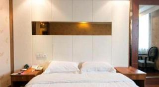 GreenTree Inn Changshu South HaiYu Road Pedestrian Street Business Hotel - 9