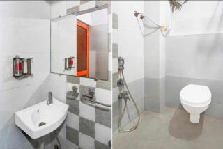 Collection O Rajpipla Bus Terminal Formerly Rajniwas - 4