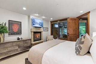 1138 Skiers Heaven! Luxury Home close to Park City Mountain! Two Hot Tubs & Gorgeous Outdoor Space! home - 6