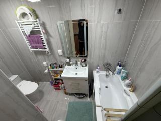 Foreigners and family friendly, good safety system - 3