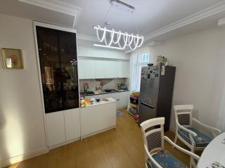 Foreigners and family friendly, good safety system - 2