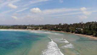 The Reset House - Wellness Hostel Hiriketiya - 2