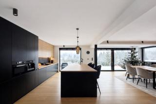 Willa Black Wood - 6