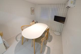 Hongdae x Holiday Inn YeonnamS - 8