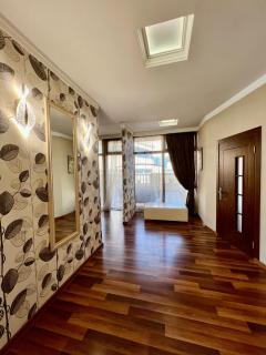 Lux Loft-Apartment with Large Terrace on Nizami str - 8