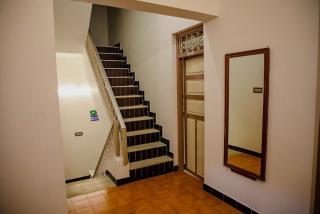 Le French White Villa - 1