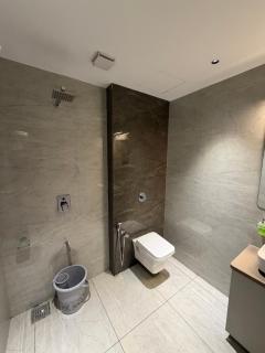 Bharat Inn Hotel And Restaurant - 1