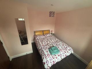 Homely Spacious En-suite near city centre - 8