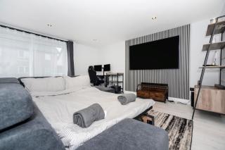 Stunning, Newly Refurbished 1-Bedroom Flat in Gravesend - 4