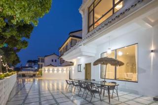 Jingshan Lake Boutique Homestay - 1