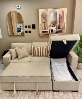 Walk to the Mall! Stylish 1 BR Retreat Maryah - 1