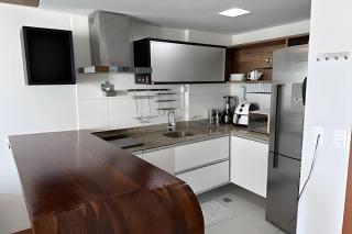 Vista Mar na Barra: Conforto, Piscina e Garagem - 3