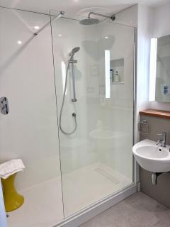 Regatta - A lakeview apartment in Thorpeness - Aldeburgh Coastal Cottages - 1