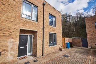 Stylish City Centre house - Parking & Garden - 9