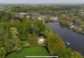 White cottage on the Vecht! Beautiful surroundings - 9
