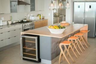 Superb Location! - 1