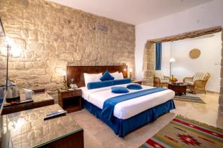 The Old Village Hotel & Resort - 7