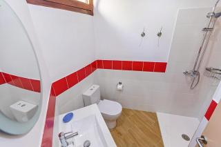 Charming Casa Pequeña in Tranquil Residential Area - 9