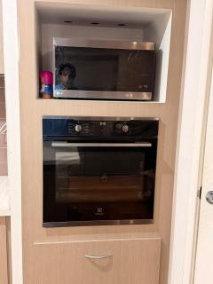 5BR Luxury Swan Valley Escape Pool games BBQ - 3