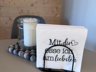 seeglueck ROSENHOF - naturnah Wohnen im Holz100-Vollholzhaus mit Whirlpool und Garten - 1