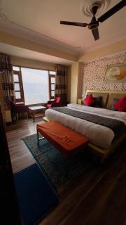 Hotel Apple Regency - 1