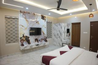 HILL BREEZE Resorts - 5