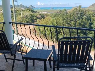 Zeus Estate Guest House 2 - 8