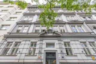 Entire unit next to Wenceslas Square - 2