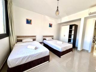 G cribs 2 BR sharing Pool - 7