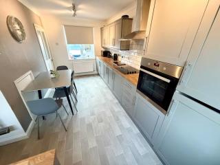 3 Bedroom house Billingham Work-stays - 1