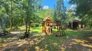 Cottage Retreat Family Pet Friendly w-Firepit - 6