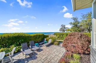 South Haven Luxury Lakefront - Panoramic Lake Views - 8