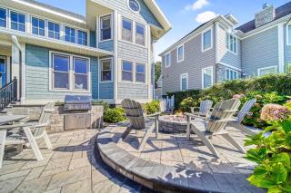 South Haven Luxury Lakefront - Panoramic Lake Views - 6