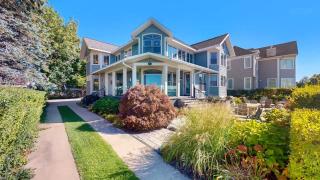 South Haven Luxury Lakefront - Panoramic Lake Views - 0
