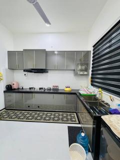 Bourgenvilla Homestay Marang - 8